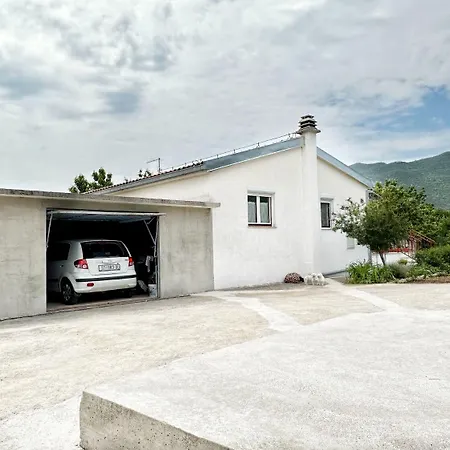House Tamy - With Jacuzzi *